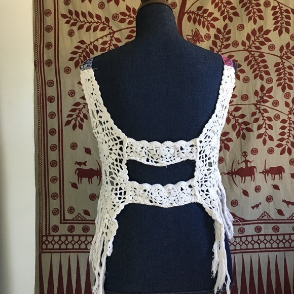 !! Chiffon Summer Blouse w/ Crotchet Back !! - Picture 3 of 6